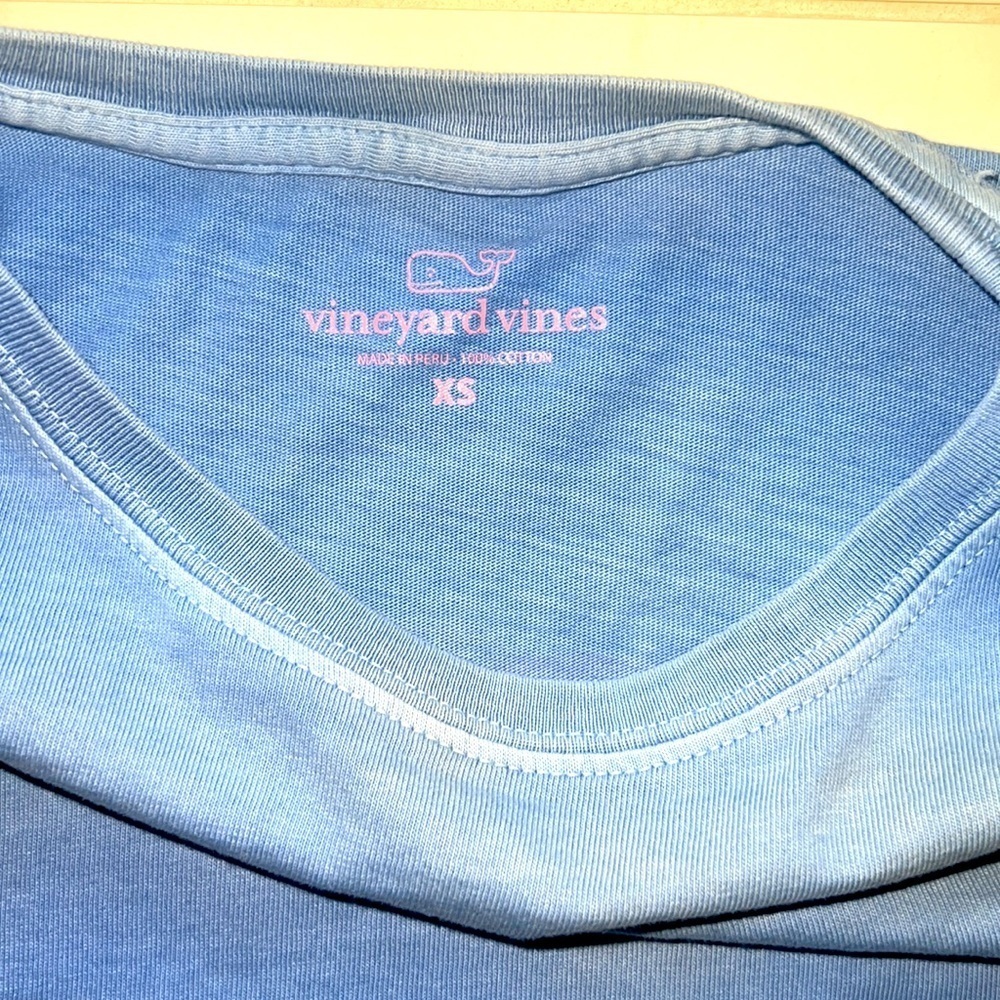 Vineyard Vines Light Blue Classic Distressed/Garment Dyed Short Sleeve T Size XS - Picture 3 of 4